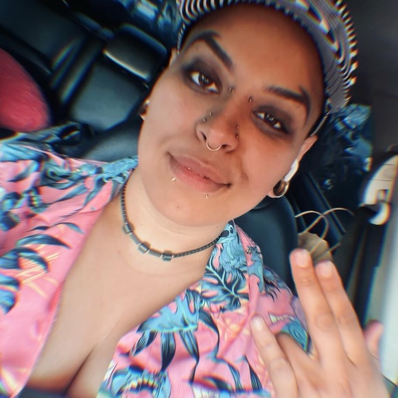 Self-proclaimed Goblin King, Lucifel Mors, at your service. - Picture 1 of 11